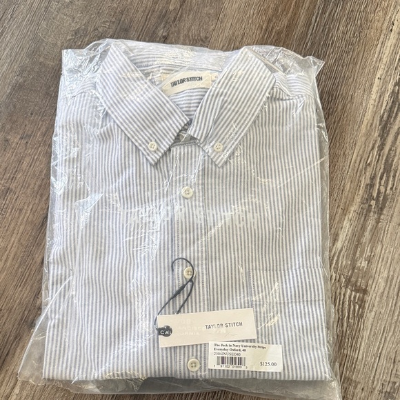 Taylor Stitch Men's White and Gray Striped Shirt Medium - Picture 4 of 10